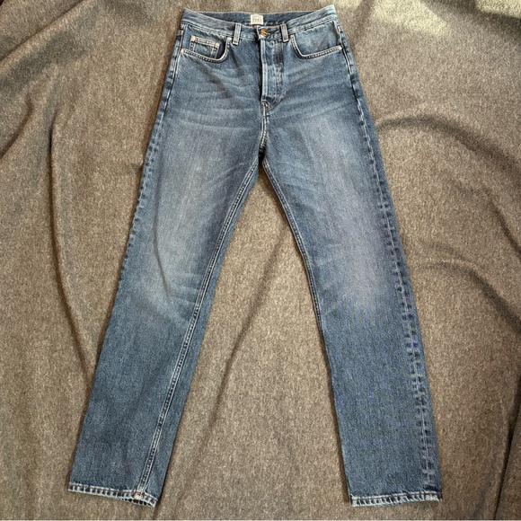 Toteme Ease In Denim straight leg button fly jeans - Picture 4 of 11